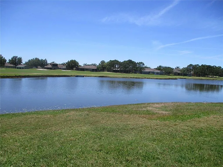 2125 Nantucket Dr — Photo 23