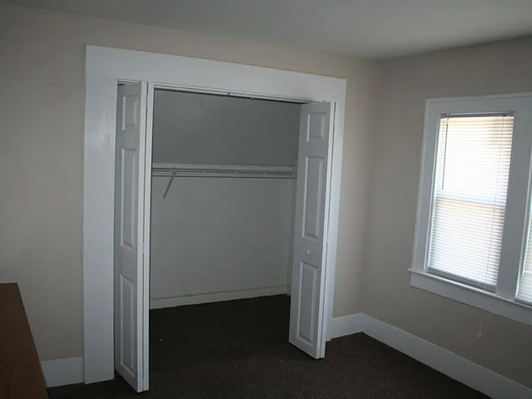 728 N Frances St — Photo 11