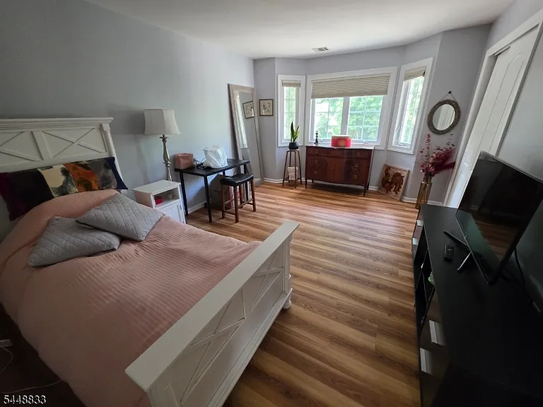 105 Roseland Ave #1104 — Photo 9