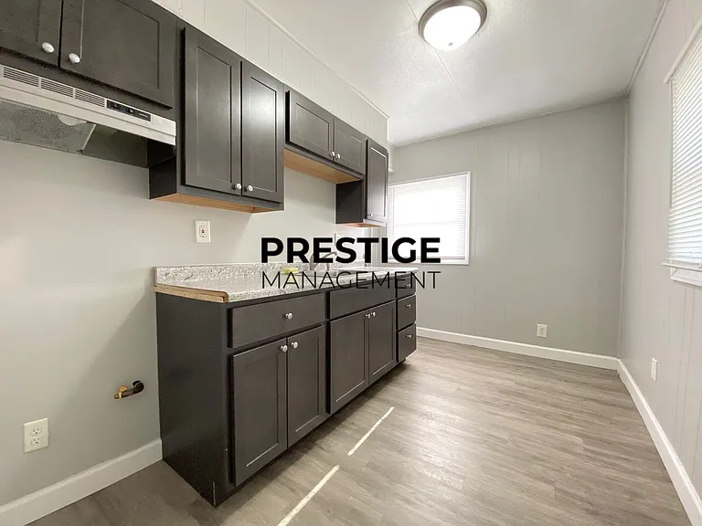 4053 Polk St — Photo 5