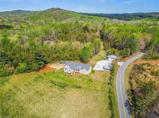 724-0 Tom Cook Rd, Pilot Mountain, NC 27041