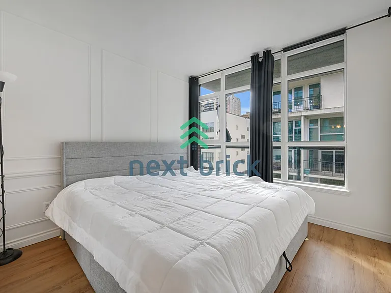 1420 Terry Ave #906 — Photo 7