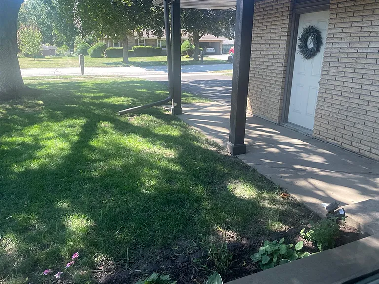 136 Terry Dr #A — Photo 3