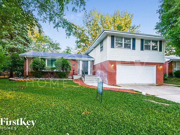 2nd image of 4121 Applewood Ln