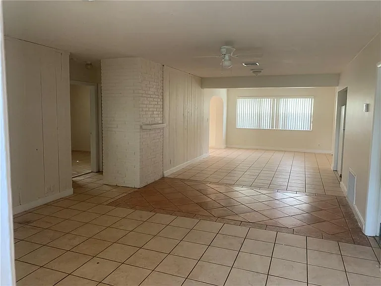 6410 Coolidge St — Photo 2