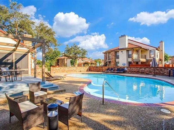 911 Turtle Lake Blvd, Irving, TX 75060