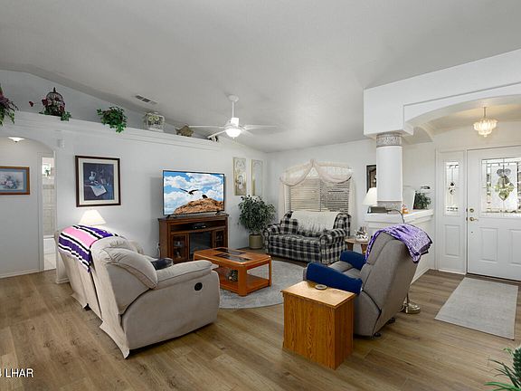 5th image of 3625 Clearwater Dr
