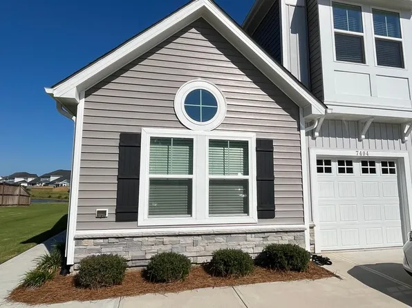 7404 Springwater Dr, Wilmington, NC 28411