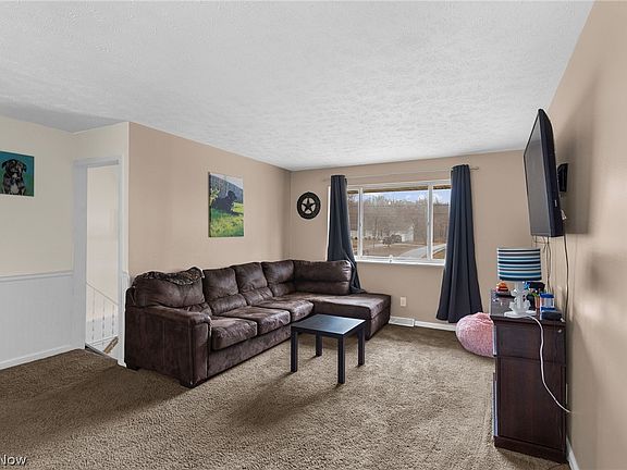 3rd image of 5950 Mount Everett Rd