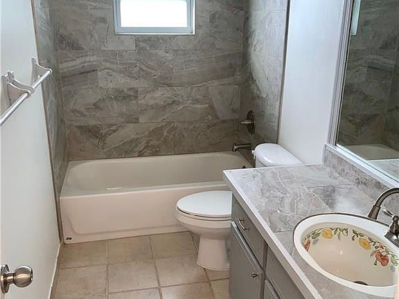 5th image of 1618 Cedarbrook St