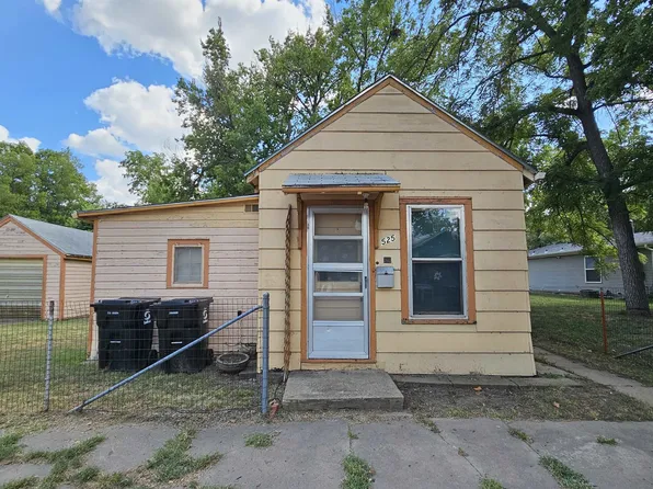 525 Charles St, Salina, KS 67401