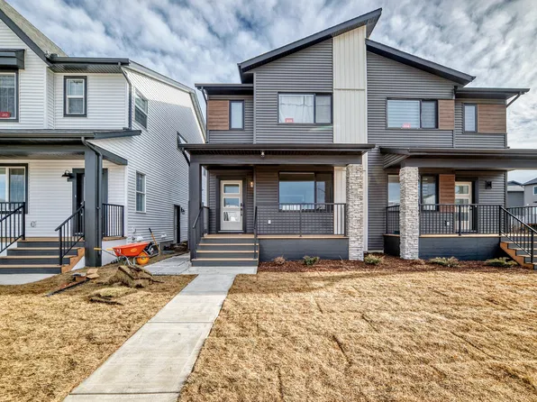 208 Annette Vlg NW #Basement, Calgary, AB T3R 2E9