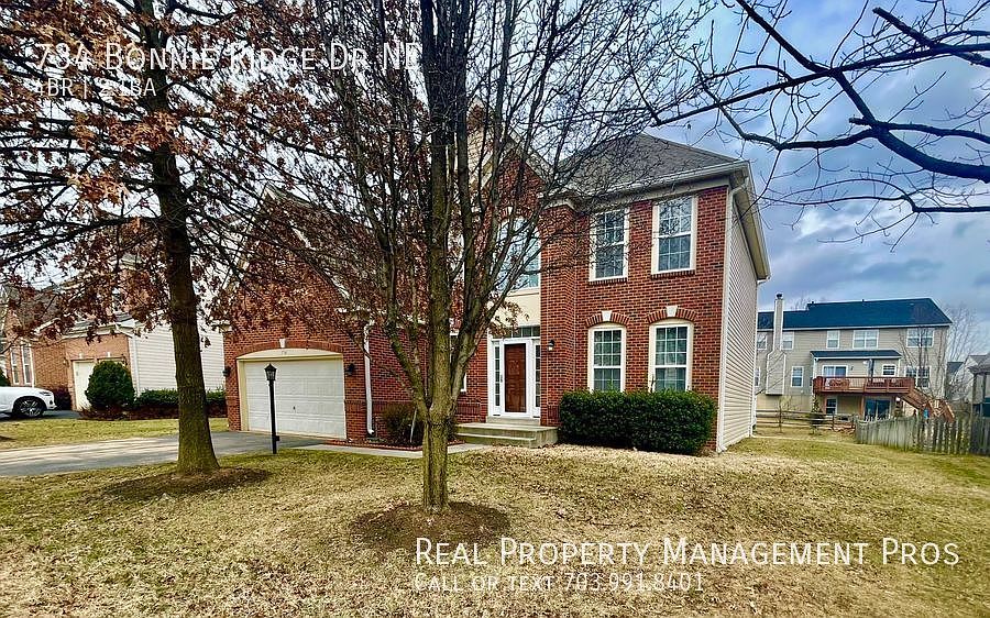 1st image of 734 Bonnie Ridge Dr NE