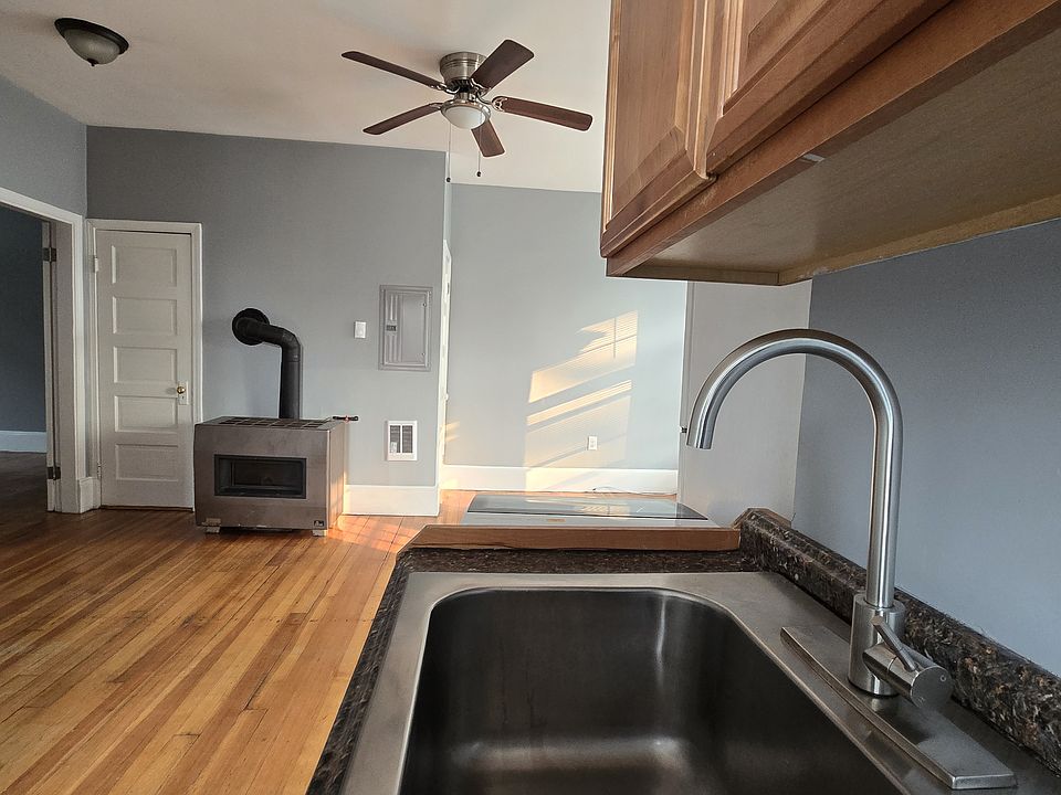 Kitchen Sink area