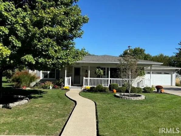 1305 E 4th St, Fowler, IN 47944