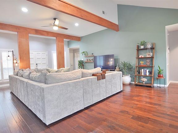 4th image of 11407 Ella Lee Ln