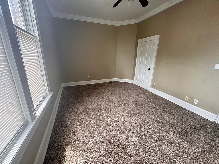 1261 State St — Photo 10