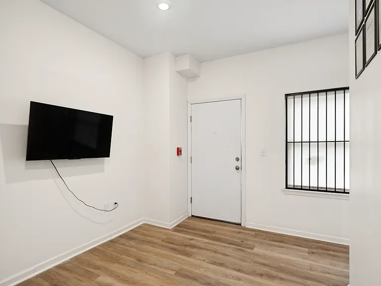 Owl's Nest Apartments — Photo 53