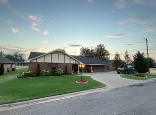 607 Meadow Pl, Hobart, OK 73651