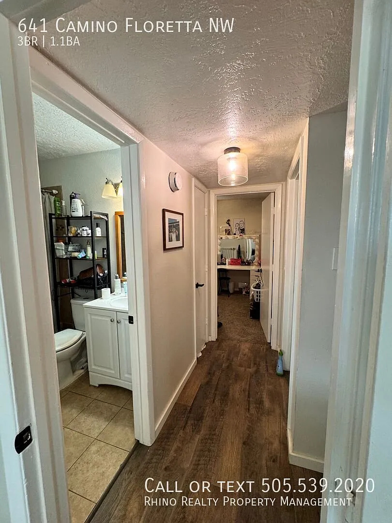 Cute 3 Bedroom 2.5 Bathroom Located In NW Albuquerque! Available 11//1/26 — Photo 4