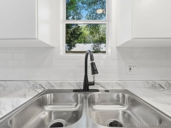 5th image of 606 N Garfield Ave