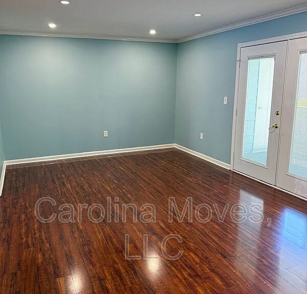 925 Cleveland St #231 — Photo 20
