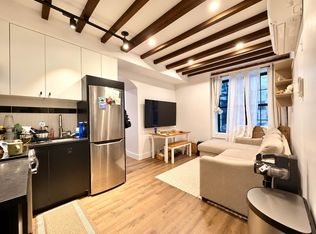 152 W 49th St APT 2E, New York, NY 10019