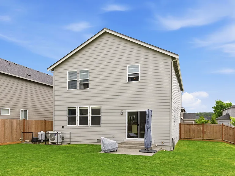 335 Belfair St SW — Photo 37