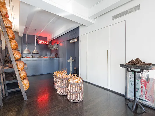 Sold by Sotheby's International Realty | media 14