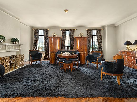 5th image of 480 Park Ave APT 21D