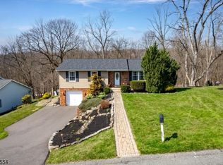 155 Beers St, Phillipsburg, NJ 08865