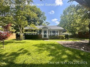 4201 Winedale Ln, Charlotte, NC 28205