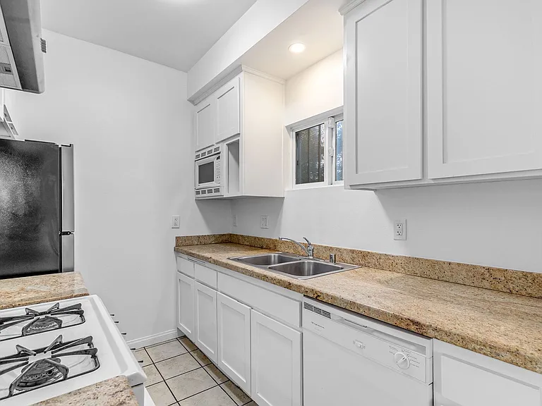 8729 Willis Ave. — Photo 7