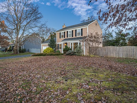 3rd image of 1353 Hillgrass Ct