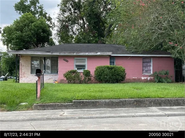 1002 Lynah Street, Savannah, GA 31415