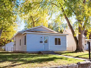 1014 S 3rd St, Pekin, IL 61554