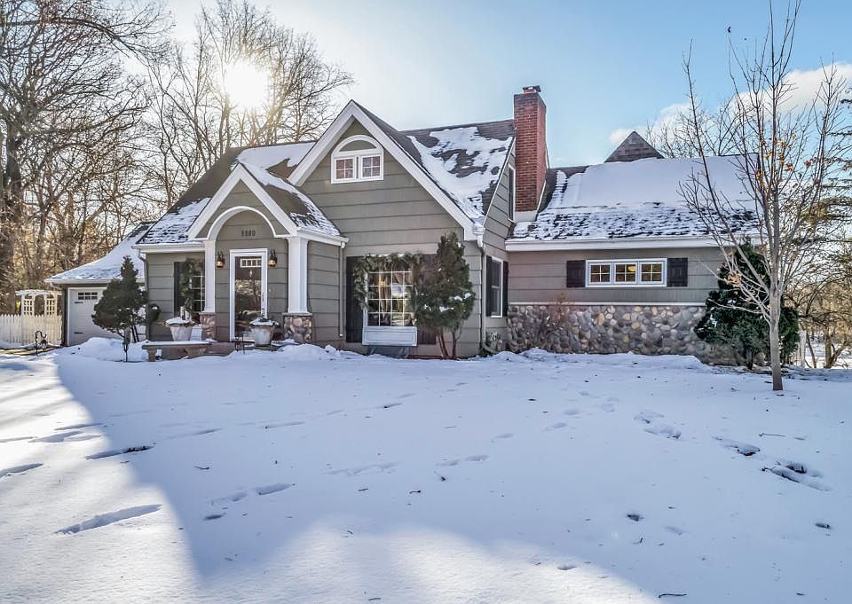 1st image of 5880 Minnetonka Dr