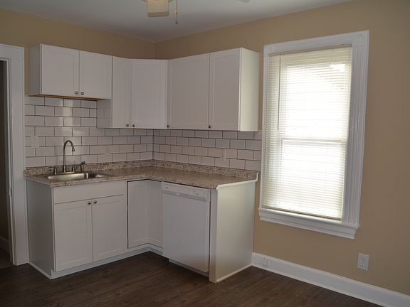 5th image of 37 W Hanover Ave Floor 2