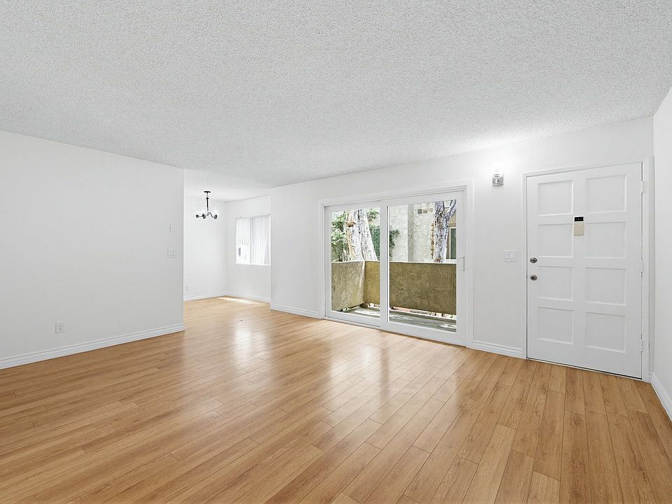 1st image of 2221 20th St #3