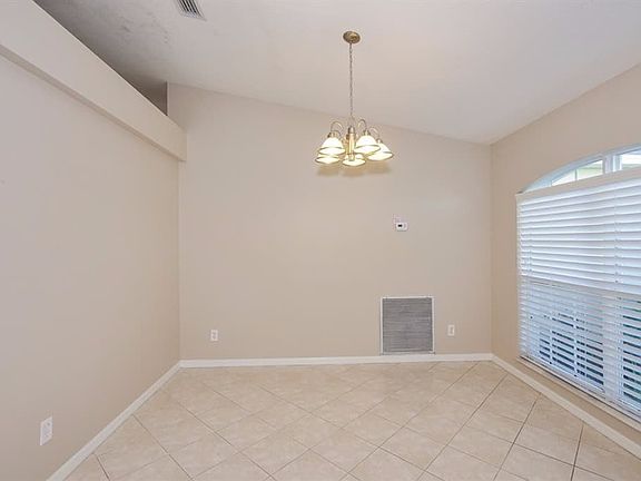 3rd image of 1681 SW Aledo Ln