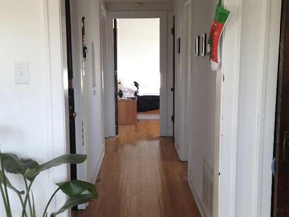 4th image of 2014 W Ainslie St #3