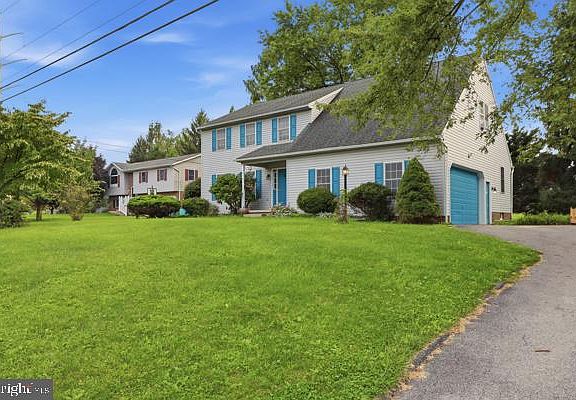3rd image of 2880 Stillmeadow Ln