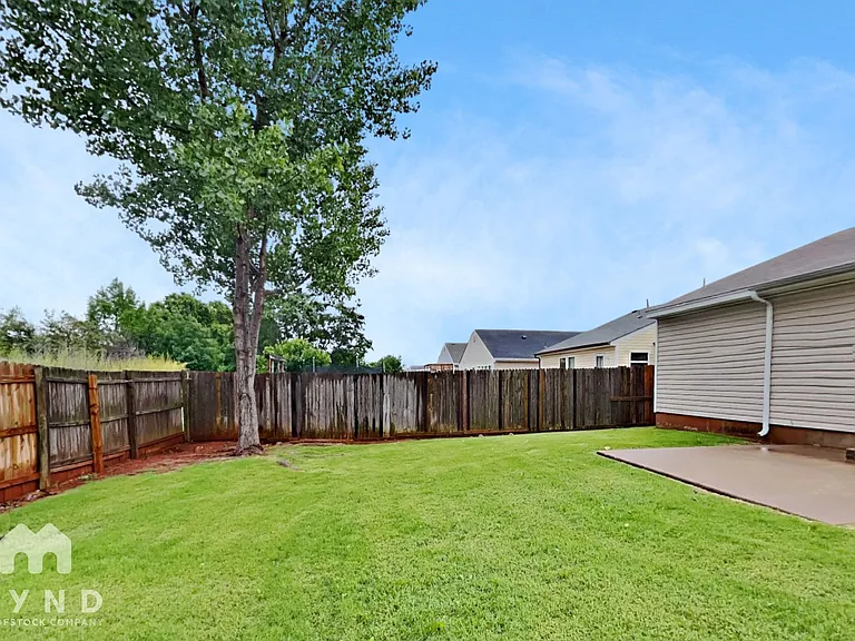 14640 Marbleleaf Dr — Photo 19