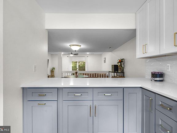 5th image of 1356 Hazel Nut Ct