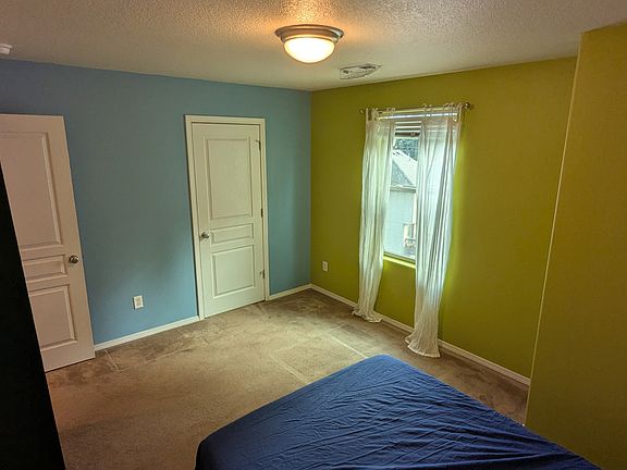 5th image of 6127 NE 14th Ct