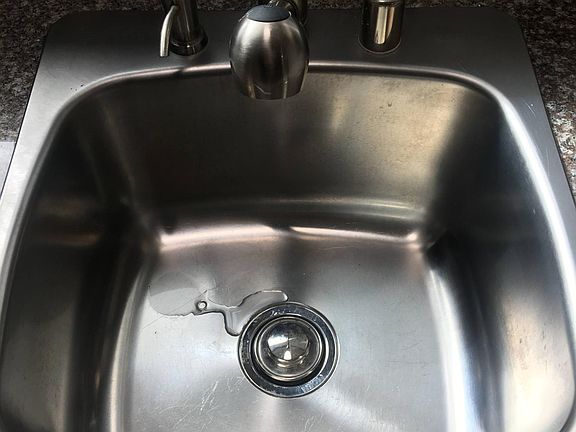 Deep Kitchen Sink with Detachable Faucet