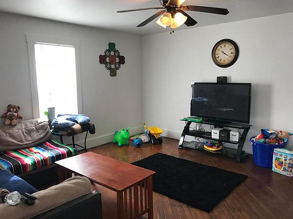 2nd image of 708 Newell Ave