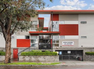 1241 W 37th Pl APT 3, Los Angeles, CA 90007