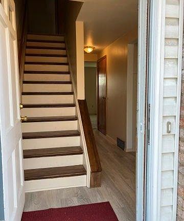 Front 1st Floor Entryway