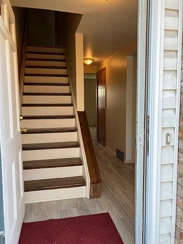 Front 1st Floor Entryway
